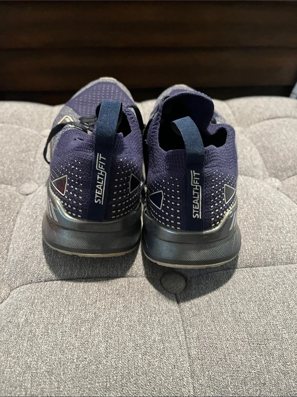 Brooks Levitate GTS Men’s Running Shoes - Navy and Light Gray